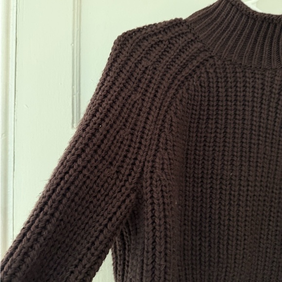H&M Brown Chunky Knit Cropped Sweater - Picture 2 of 4